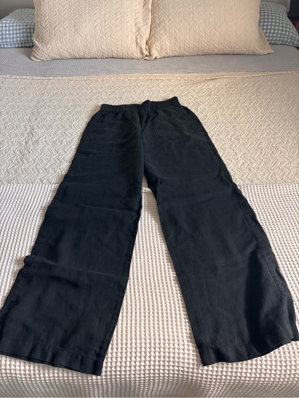 Women’s Not Perfect Linen Size Large Black Puglia pants. 32 inch inseam